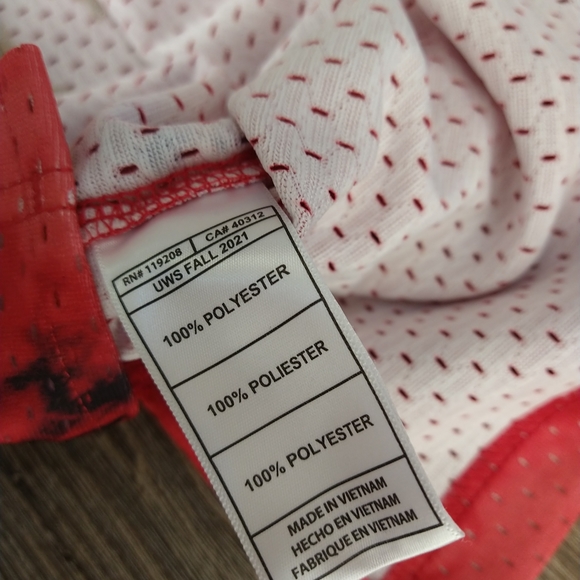 Medium Mitchell & Ness Scottie Pippen Chicago Bulls 97-98 Galaxy Swingman Jersey - Picture 9 of 9